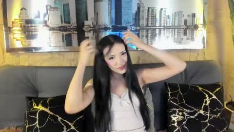 Liilyrose online show from May 2026 04:04:01 PM