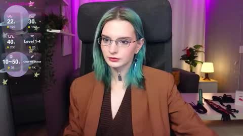 Snapshot of lika_haris chatting on September 2025 03:10:01 AM Lika online show from September 2025 03:10:01 AM