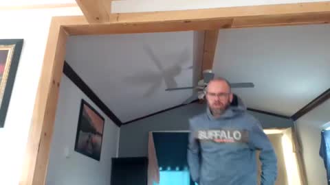 St pierre online show from March 2026 03:48:01 PM