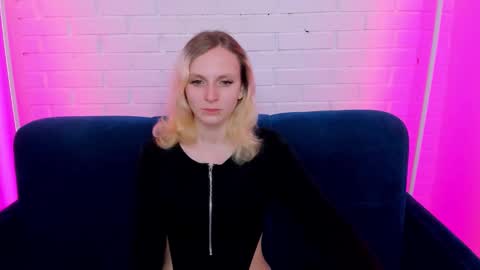 likilip online show from November 2025 01:04:02 AM