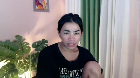 Snapshot of likliklicklengleng chatting on February 2025 09:58:01 AM Leng online show from February 2025 09:58:01 AM