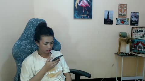 Snapshot of likliklicklengleng chatting on February 2025 11:59:02 AM Leng online show from February 2025 11:59:02 AM