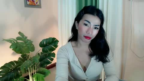 Snapshot of likliklicklengleng chatting on March 2025 08:01:02 PM Leng online show from March 2025 08:01:02 PM