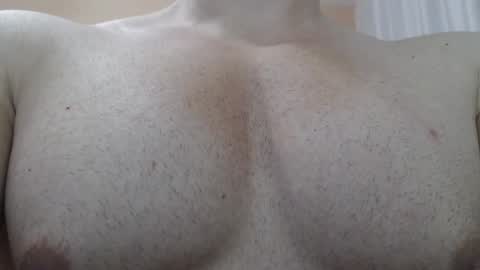 Snapshot of likwidator84 chatting on September 2025 11:04:01 AM Maximus online show from September 2025 11:04:01 AM