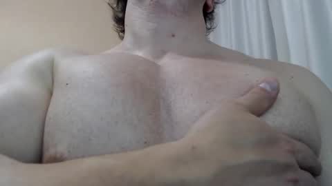 Snapshot of likwidator84 chatting on June 2026 01:39:01 AM Maximus online show from June 2026 01:39:01 AM