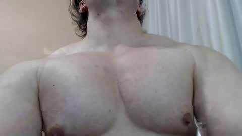 Snapshot of likwidator84 chatting on August 2026 10:25:02 AM Maximus online show from August 2026 10:25:02 AM