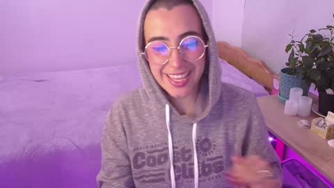 im MIA  -- MY OF is catsito3 online show from January 2025 01:59:02 AM