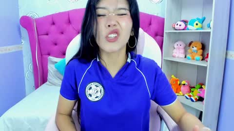 Lili Cey online show from January 2025 02:23:01 PM