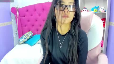 Lili Cey online show from February 2025 06:05:01 PM