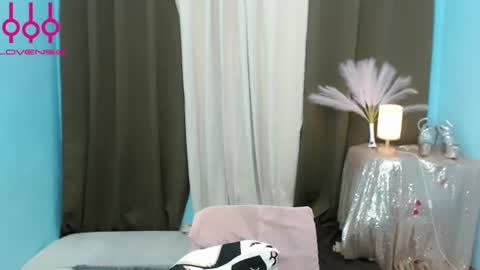 Snapshot of lil_fantacy chatting on July 2026 02:16:01 AM LILY online show from July 2026 02:16:01 AM
