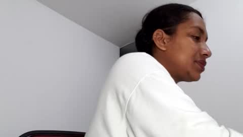 Lilith online show from April 2026 05:54:02 AM