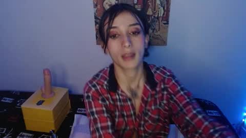 Snapshot of lil_lisaa chatting on February 2025 06:14:02 AM Lisaa online show from February 2025 06:14:02 AM