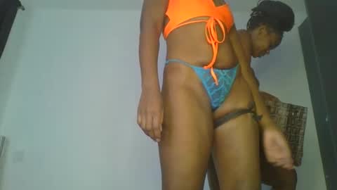 Snapshot of lil_meg chatting on February 2026 12:09:01 AM lil_meg online show from February 2026 12:09:01 AM