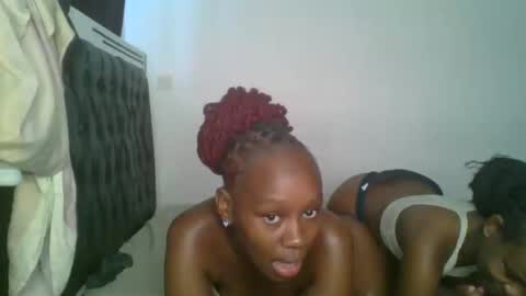 Snapshot of lil_meg chatting on March 2026 06:41:02 AM lil_meg online show from March 2026 06:41:02 AM