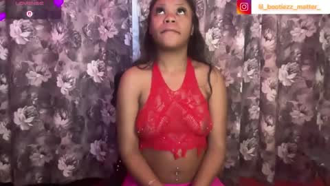 Snapshot of lil_momma422 chatting on May 2026 09:15:02 AM MOMMA LUV online show from May 2026 09:15:02 AM