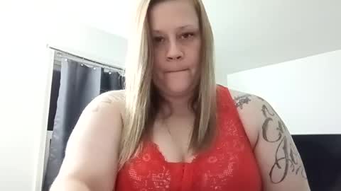 lil_nelli8 online show from June 2026 07:11:01 AM