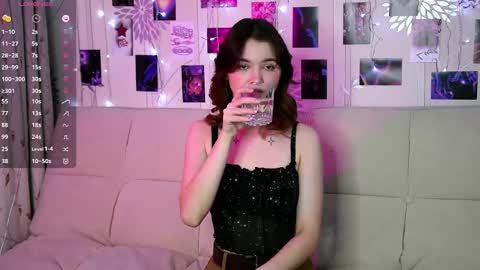 lil_raysss online show from February 2025 04:40:02 AM