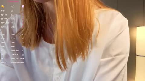 Snapshot of lil_redshine chatting on September 2025 07:14:02 PM Hot exclusive photos 10 for joining to my fanclub online show from September 2025 07:14:02 PM