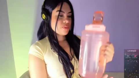 Snapshot of lil_swaay chatting on January 2025 02:21:02 AM Lola online show from January 2025 02:21:02 AM