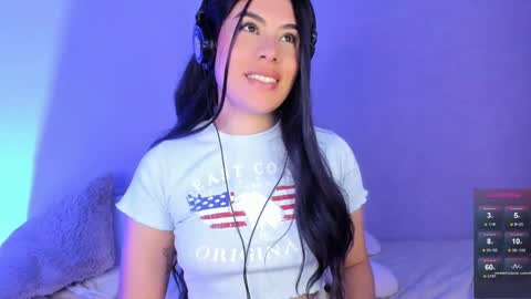 Snapshot of lil_swaay chatting on February 2025 01:02:02 AM Lola online show from February 2025 01:02:02 AM