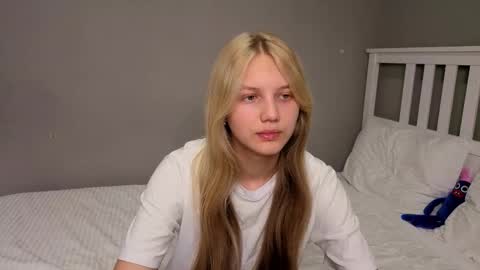 Emma online show from October 2025 11:11:01 AM