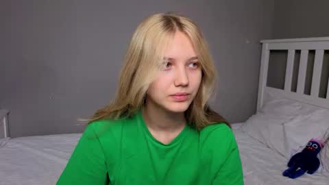 Emma online show from November 2025 09:31:01 AM