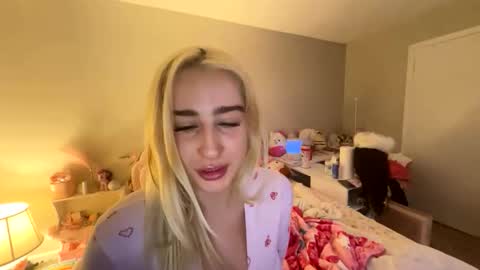 Pink mink online show from January 2026 05:34:02 AM