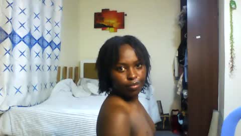 Snapshot of lil_wamboi chatting on July 2026 08:27:01 PM lil_wamboi online show from July 2026 08:27:01 PM