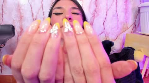 Lila online show from January 2025 11:17:02 PM