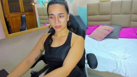 Snapshot of lila_foox chatting on January 2025 07:23:02 PM LILA online show from January 2025 07:23:02 PM