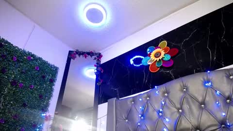   online show from March 2025 11:49:02 AM