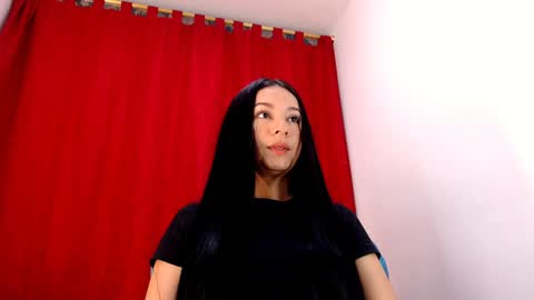 Snapshot of lila_pinky chatting on December 2024 02:46:02 PM L I L A online show from December 2024 02:46:02 PM