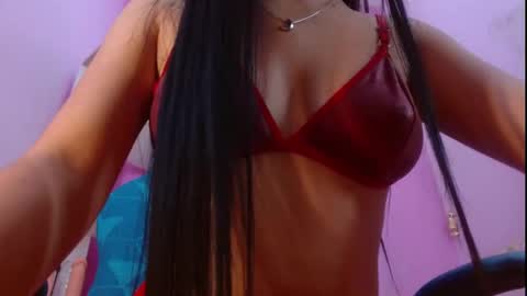 Snapshot of lila_pinky chatting on December 2024 05:42:02 PM L I L A online show from December 2024 05:42:02 PM