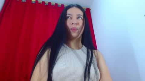Snapshot of lila_pinky chatting on March 2025 02:34:02 PM L I L A online show from March 2025 02:34:02 PM