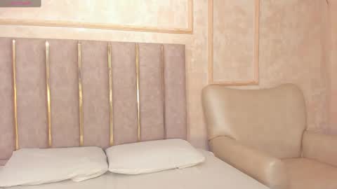 lila bailey  online show from February 2025 07:38:02 PM