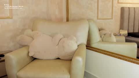 lila bailey  online show from March 2025 01:45:01 AM