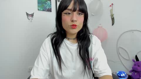 Lila 3 online show from January 2025 04:06:01 AM