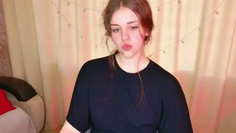 LilaSparkling online show from June 2026 04:32:02 AM
