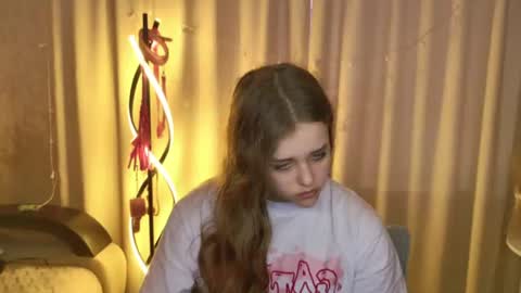 Snapshot of lilasparkling chatting on July 2026 09:27:01 AM LilaSparkling online show from July 2026 09:27:01 AM