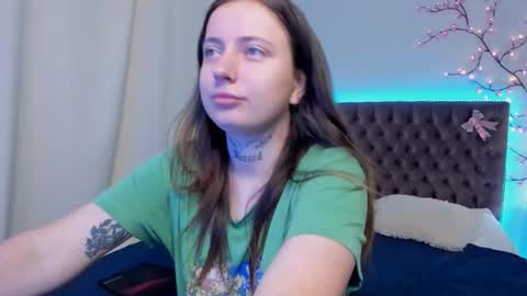 LilaVame online show from September 2025 07:37:01 PM