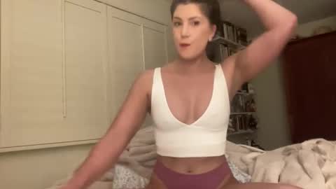 lilbi85_ online show from February 2025 03:45:01 AM