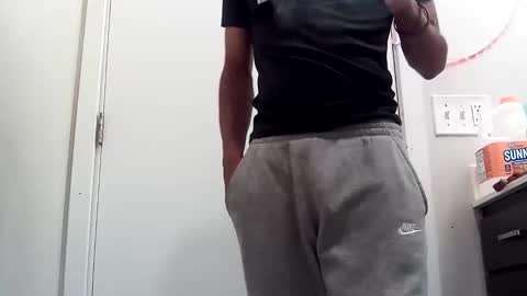 lilbody1 online show from October 2025 11:52:02 AM