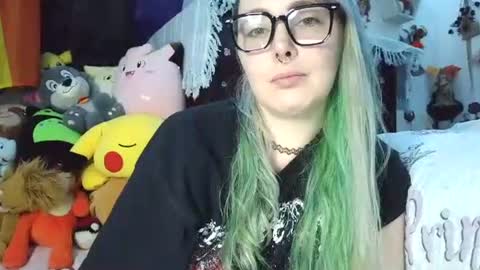 emily ryanson online show from November 2025 12:11:01 AM