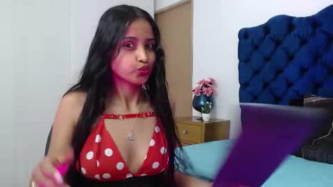 Lili online show from October 2025 03:12:02 AM