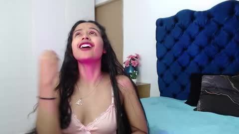 Lili online show from October 2025 03:21:02 AM