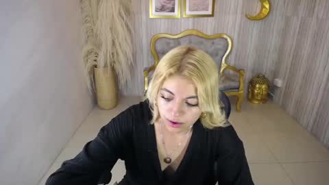 Snapshot of lili_conor_s chatting on March 2025 06:08:01 AM Lili online show from March 2025 06:08:01 AM