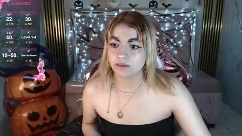 Lili online show from October 2025 03:59:01 AM