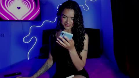 Snapshot of lili_evanss chatting on May 2026 12:18:01 AM lili_evanss online show from May 2026 12:18:01 AM
