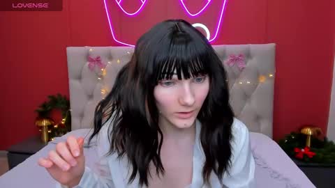 Snapshot of lili_flowerr chatting on January 2025 03:13:01 PM Lilli follow me kiss online show from January 2025 03:13:01 PM