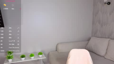 Snapshot of lilianbickford chatting on May 2026 03:06:01 PM Hi I am Luna online show from May 2026 03:06:01 PM